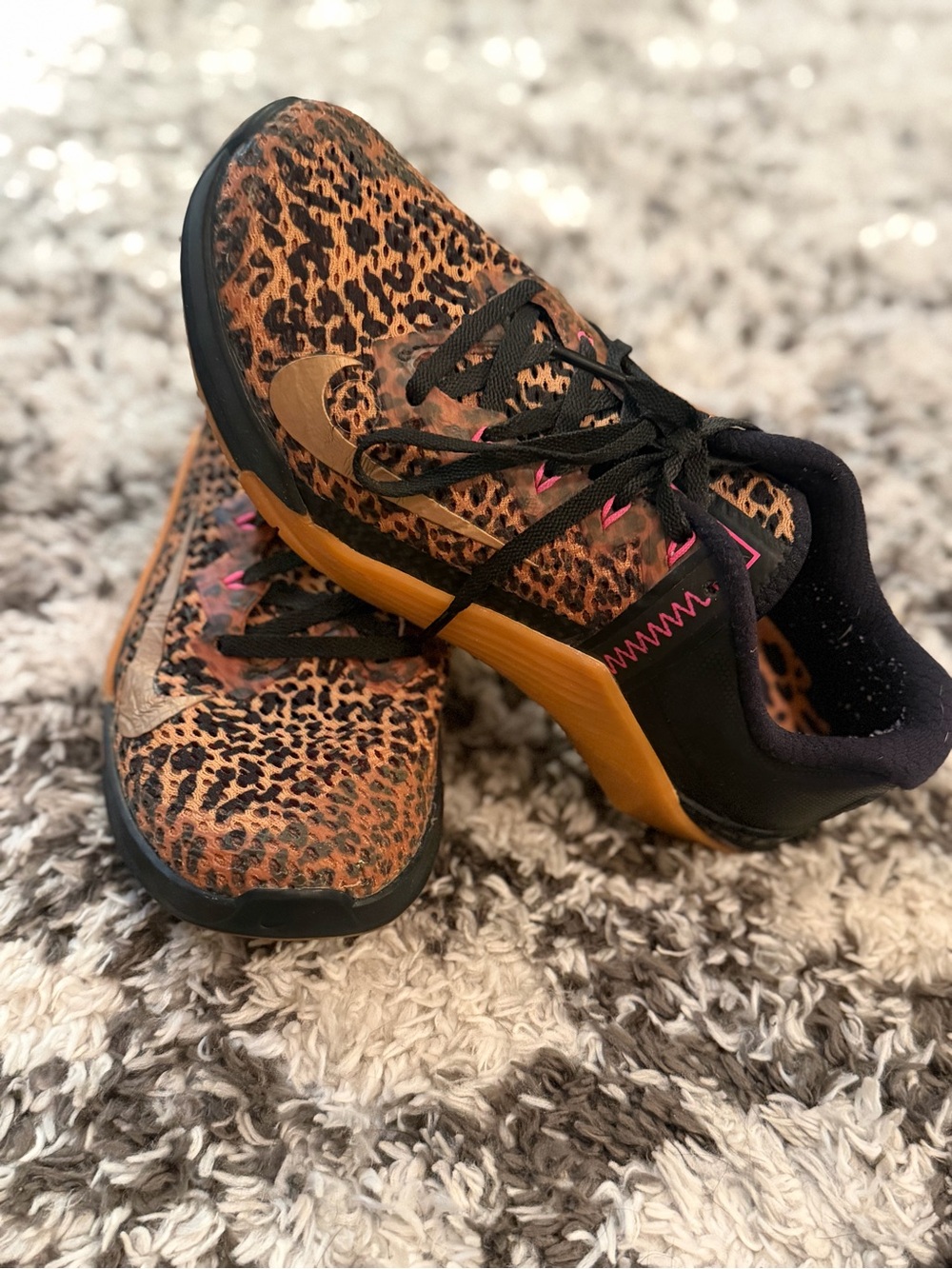 Nike Macon 6 size 7 Women's "Cheetah Print" training shoes